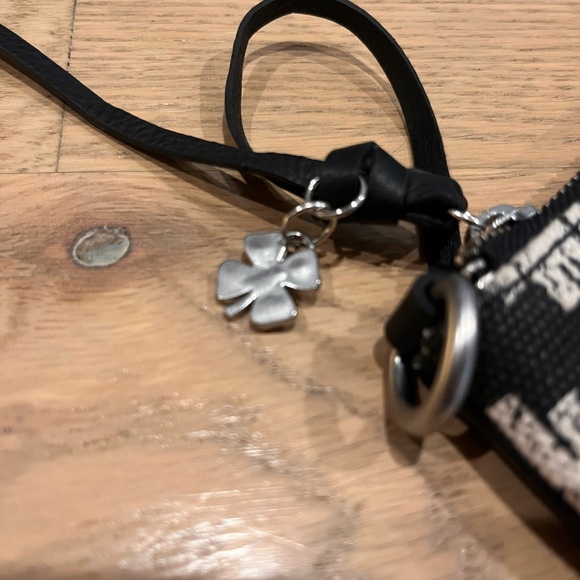 Lucky Brand Black and White Patterned Clutch / Wristlet Leather and Cloth - Picture 3 of 4